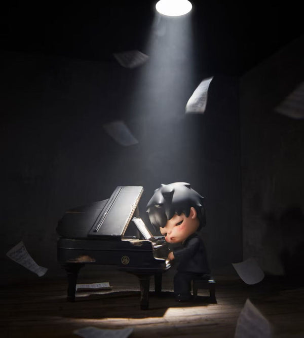 Hirono Pianist Figure