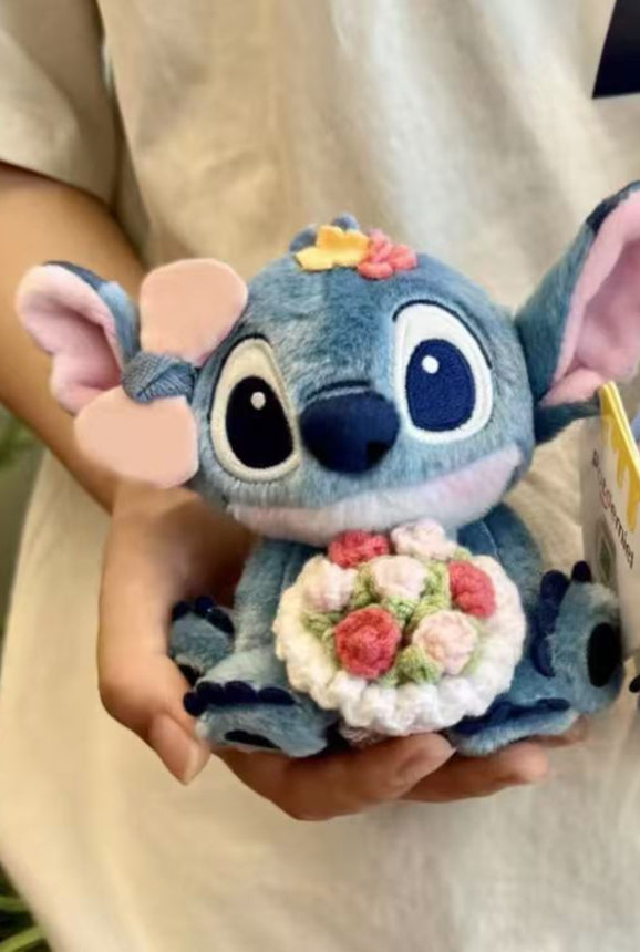 Stitch Bouquet pendant